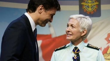 Sejarah Terukir! Sosok Ini Jadi Panglima Militer Wanita Pertama di Kanada