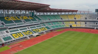 Jadi Stadion Piala AFF U-19 2024, Media Vietnam: Stadion Gelora Bung Tomo Bau Sampah