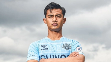 Jarang Main, Pratama Arhan Jadi Model Promo Jersey Baru Suwon FC Bermotif Batik