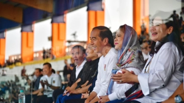 Saksikan Laga Perdana Piala Presiden 2024, Jokowi: Banyak Kompetisi, Makin Baik