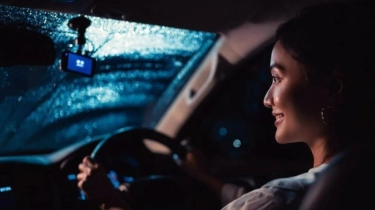 Wanita Wajib Tahu! Tips Lengkap Mengatasi Masalah Kendaraan Saat Berkendara