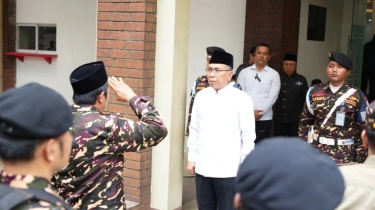 Gus Yahya ke Kader Banser saat Apel Siaga: Tetap Disiplin, Percayakan ke Pimpinan NU!