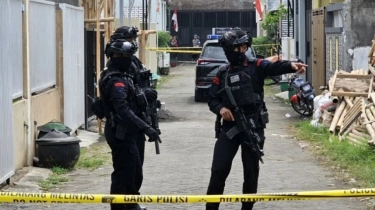 Kibarkan Bendera ISIS Sembari Serukan Angkat Senjata di Medsos, 2 Pemuda di Jakarta Barat Ditangkap Densus