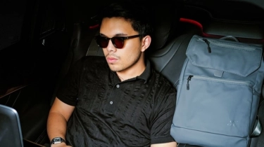 Thariq Halilintar Pamer Jam Tangan Cartier Seharga Empat iPhone 15 Pro Max di Italia