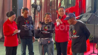 Sejumlah Pemulung Nangis Di Acara PDIP, Curhat Tak Dapat Bansos, KIP Hingga PKH: Kami Minta Tolong