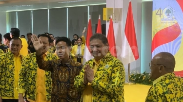 Konflik Internal Semakin Panas? Airlangga Sebut Keputusan Mundur demi Keutuhan Partai Golkar