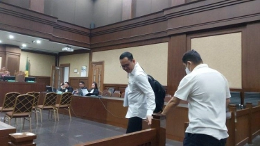 Jadi Saksi Kasus Gratifikasi dan TPPU, Kakak Hakim Agung Gazalba Saleh Ogah Disumpah