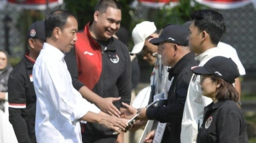 Menpora Dito Dampingi Presiden Jokowi Berikan Bonus Untuk Atlet Olimpiade Paris 2024