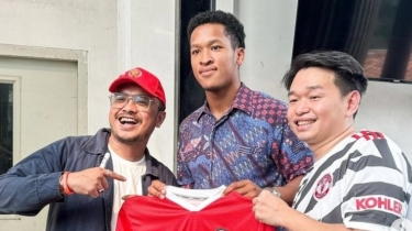 Baju Batik Pemain Batak Toba: Jadi Andalan di Klub Kloningan Manchester United