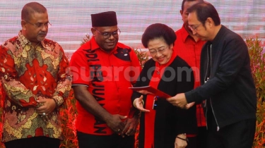 Dapat Rekomendasi PDIP, Bakal Cagub Papua Tengah Meki Nawipa Optimis Menangkan Pilkada 2024