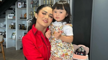 Kecil-kecil Modis, Style Ameena di Rumah Bikin Kris Dayanti Salah Fokus: Ini Keren Banget