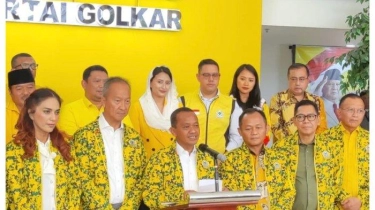 BREAKING NEWS Bahlil Tunjuk Agus Gumiwang Jadi Ketua Dewan Pembina Golkar, Sarmuji Jabat Sekjen