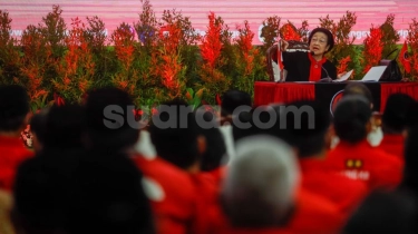 Megawati Dapat Curhat Anaknya Puan Sulit Mandi di IKN