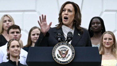 Demokrat Bungkam Aktivis Palestina, Grup 'Wanita Muslim untuk Kamala Harris' Pilih Bubarkan Diri