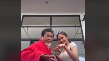 Video Lawas Azizah Salsha Asyik Joget Bareng Hotman Paris Viral Lagi, Netizen Geleng-geleng: Bukan Main..