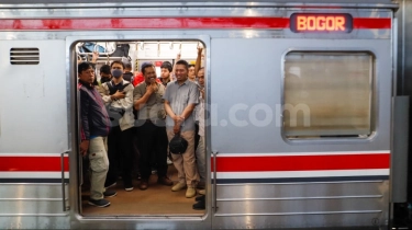 Wacana Tarif KRL Berbasis NIK Masih Belum Jelas