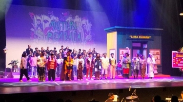 Teater Misteri Pembaca Terakhir Digelar, Penonton Tertawa saat Guyonan Mulyono Dilontarkan