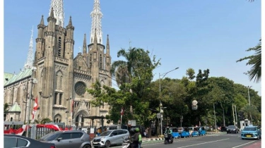 Suasana Terkini di Kawasan Gereja Katedral dan Masjid Istiqlal Jelang Kedatangan Paus Fransiskus