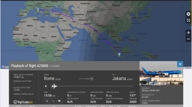 Tiba Di Indonesia, Paus Fransiskus Terbang 12 Jam 45 Menit Di Udara