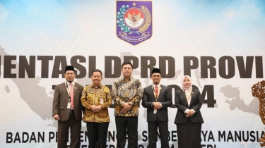 Plt Sekjen Kemendagri Ingatkan Visi Indonesia Emas kepada Anggota DPRD Terpilih