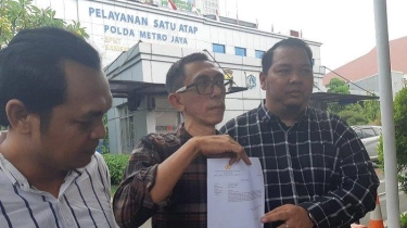 Aktivis 98 Datangi Polda Metro Jaya Lapor Hilangnya Ketua Umum PSI Kaesang Pangarep