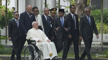 Tak Ingin Lewatkan Kesempatan Bertemu Paus Fransiskus, Ini Cerita Warga dari Berbagai Daerah