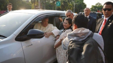 'Bapak Paus, Please Bless My Son', Tangis Bahagia Pecah Seketika