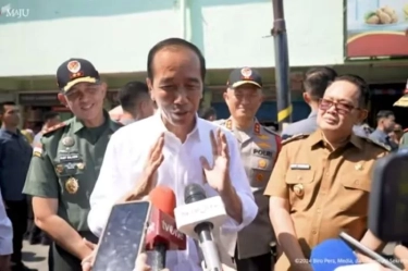 Presiden Jokowi Sudah Tandatangani Surat Pengunduran Diri Risma dari Mensos, Pramono Anung juga Ikut Mundur