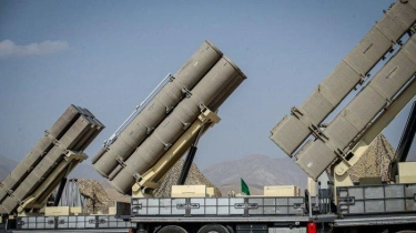 Rudal Taktis Fateh-360 Iran Setara HIMARS, Dipakai Rusia untuk Hantam Pangkalan F-16 di Ukraina