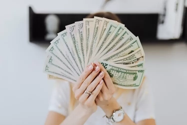 Bikin Geger Satu Desa! Deretan Weton Ini Mendadak Jadi Miliarder Berkat Rezeki yang Datang dari Arah Tak Disangka-sangka
