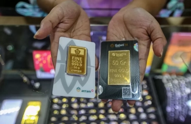 Harga Emas Antam Hari Ini Anjlok, Tembus Rp 1.398.000 per Gram