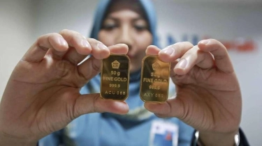 Harga Emas Antam Merosot Jadi Rp 1,3 Jutaan/Gram di Awal Pekan Ini