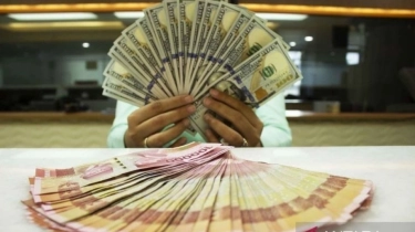 Investor Panik! Rupiah Jeblok, Dolar AS Makin Perkasa
