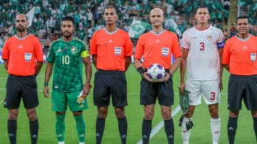 Siapa Ayah Jay Idzes, Sosoknya Masih Jadi Misteri, akan Hadir di Laga Timnas Indonesia vs Australia?