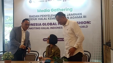 Dorong Fasihon Halal, Kemenag Anjurkan Jamaah Haji dan Umrah Pakai Kain Ihram Berlabel Halal