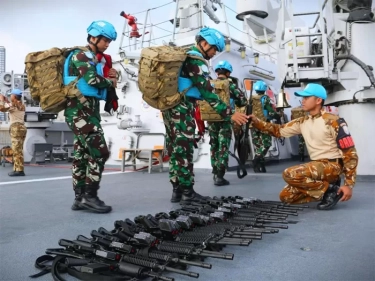 Antisipasi Situasi Terburuk, KRI Diponegoro-365 Latihan Evakuasi Pasukan TNI di Lebanon