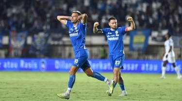 Hasil BRI Liga 1: Diwarnai Kartu Merah, Persib Bandung Kalahkan PSIS Semarang