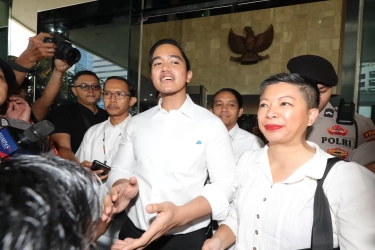 Febri Diansyah Dorong KPK Segera Putuskan Penggunaan Jet Pribadi oleh Kaesang Ke AS Bagian dari Gratifikasi atau Bukan