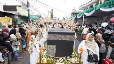 Endhog-endhogan, Tradisi Warga Banyuwangi Peringati Maulid Nabi