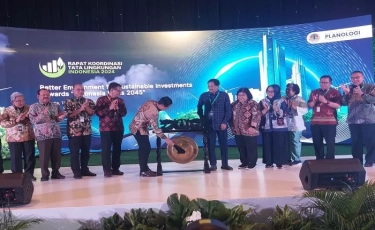 Konferensi Tata Lingkungan Indonesia 2024 Tekankan Pentingnya Investasi Hijau dan Ekonomi Berkelanjutan