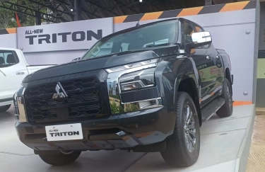 Persaingan Toyota Hilux dan Mitsubishi Triton Semakin Ketat