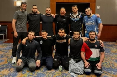 Kisah Haru Pendiri American Kickboxing Academy yang Kagum dengan Keislaman Klan Nurmagomedov