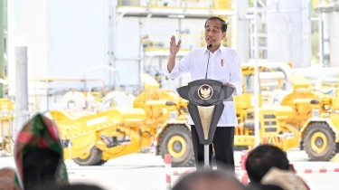 Resmikan Smelter Tembaga Raksasa di NTB, Jokowi Ingin Negara di Dunia Bergantung Pada Indonesia