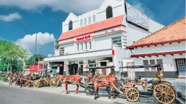 Serba-Serbi Hamzah Batik Pusat Toko Batik Paling Populer di Malioboro yang Diserbu IShowSpeed