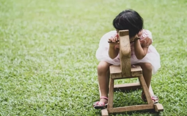 Kecenderungan untuk Mencari Validasi: 10 Sifat yang Terlihat saat Dewasa dari Orang yang Tidak Mendapat Banyak Perhatian Ketika Anak-anak