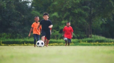 Anak-anak Rentan Dehidrasi dan Infeksi Saat Cuaca Panas, Pemberian Suplemen Tingkatkan Imunitas