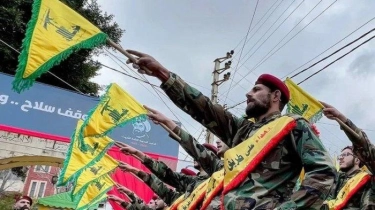 Analisis: Apakah Iran Membiarkan Hizbullah Bertempur Sendirian Melawan Israel?