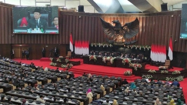 Buka Sidang Akhir Masa Jabatan MPR, Bamsoet Lontarkan Pantun Singgung Pohon Beringin Diterjang Badai