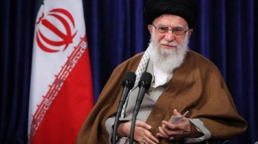 Ayatollah Ali Khamenei Sebut Hizbullah Masih Kuat Perangi Israel Meski Sejumlah Komandannya Tewas