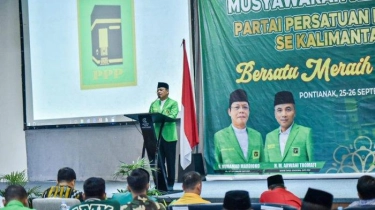 Plt Ketua Umum Partai Persatuan Pembangunan Mardiono Buka Mukerwil PPP di Kalimantan Barat